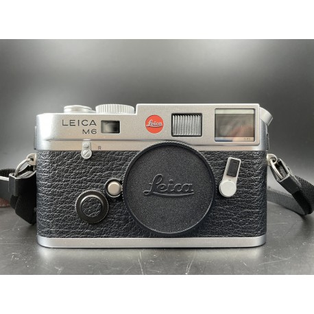 Leica M6 TTL Film Camera 0.85 Silver (Used)