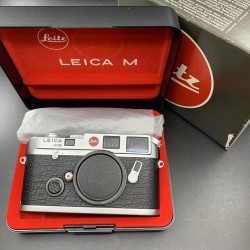 Leica M6 Film Camera Classic Silver