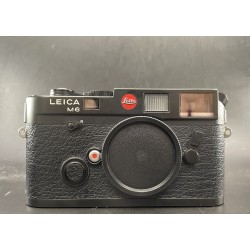 Leica M6 Film Camera Classic Black Chrome