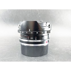 Voigtlander Super Wide-Heliar 15mm f/4.5 Aspherical II Lens (used)
